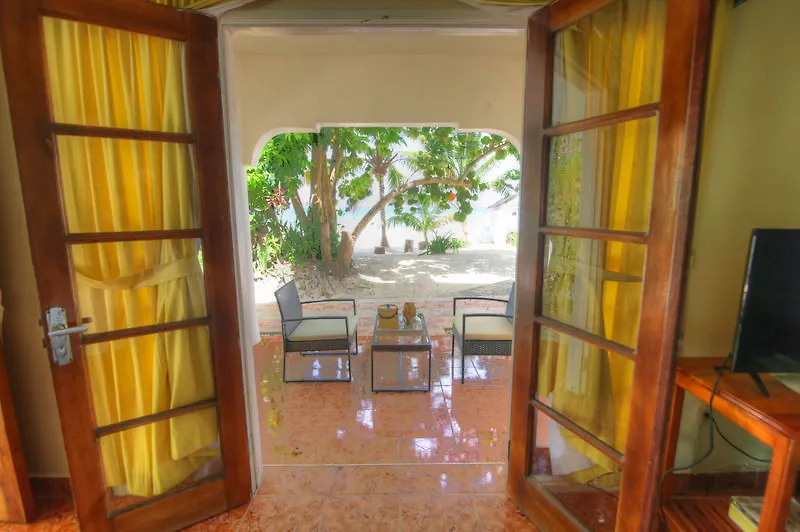 נגריל Zanzi Beach Resort