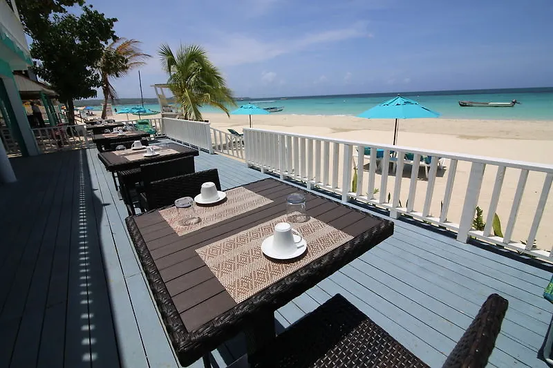 Zanzi Beach Resort 네그릴